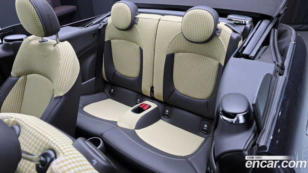 Mini Cooper Convertible Resolute Edition, 2024