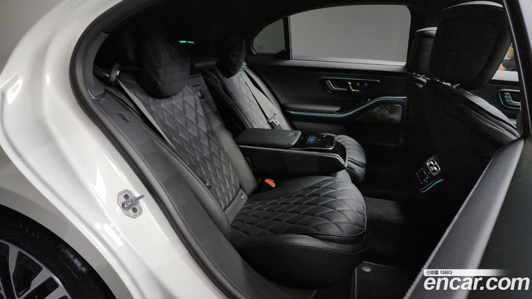 Mercedes-Benz S-Class S450L 4MATIC, 2023