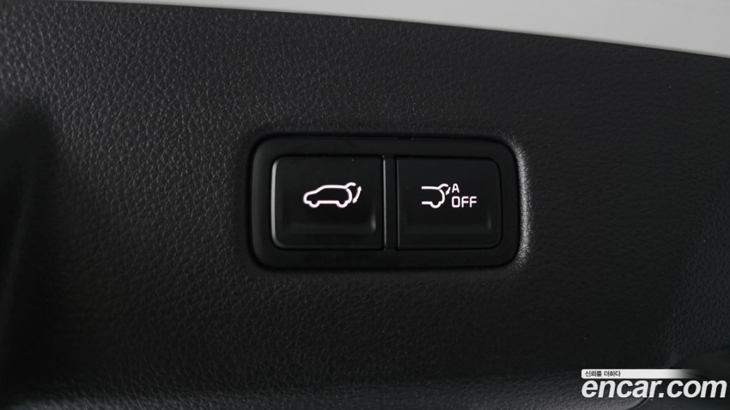 Kia Carnival 9-Seater Signature, 2023