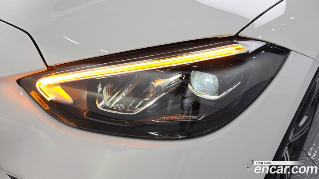 Mercedes-Benz C-Class C300 4MATIC Avantgarde, 2023