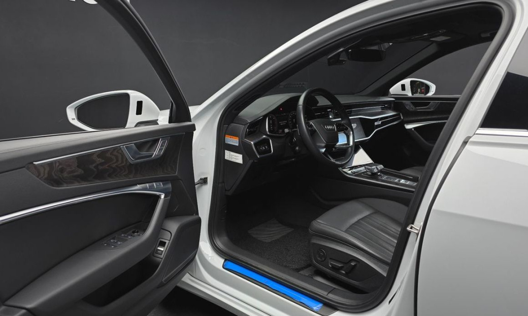 Audi A6 40 TDI Premium, 2022
