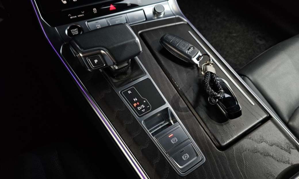 Audi A6 40 TDI Premium, 2022