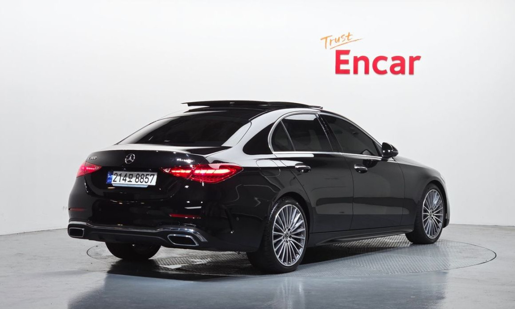 Mercedes-Benz C-Class C300 4MATIC AMG Line, 2024