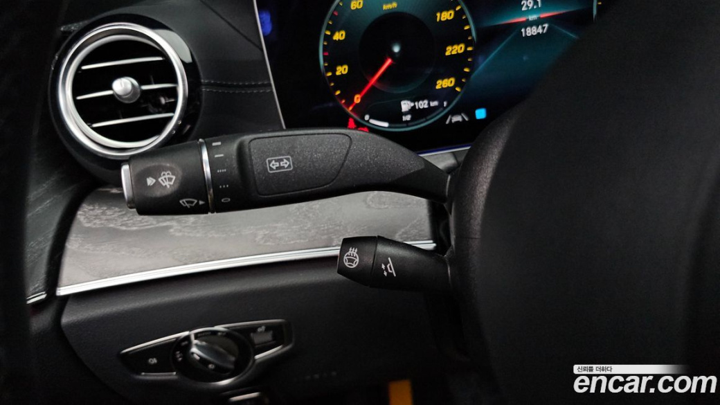 Mercedes-Benz E-Class E350 4MATIC AMG Line, 2023