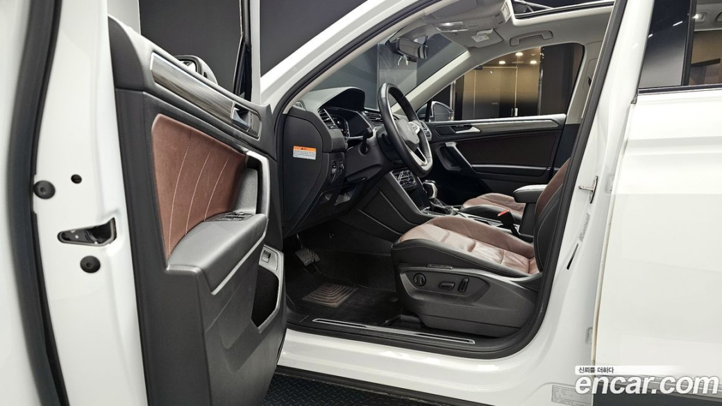 Volkswagen Tiguan 2.0 TSI Prestige, 2023