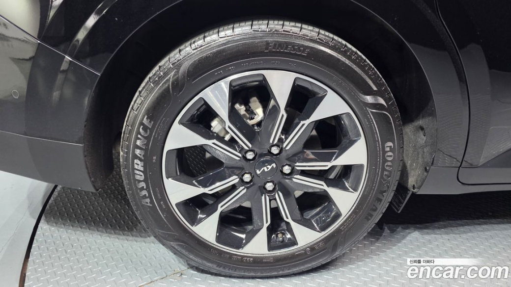 Kia Carnival 7-Seater Signature, 2022