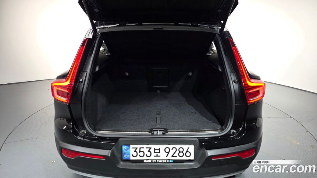 Volvo XC40 B4 Inscription, 2022