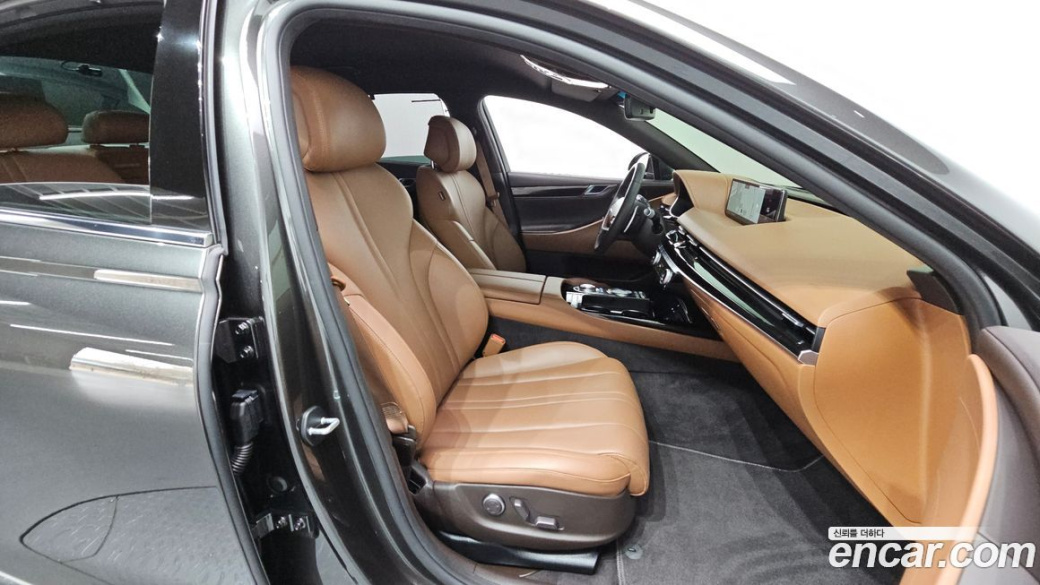 Genesis G80 Gasoline 2.5 Turbo AWD, 2022