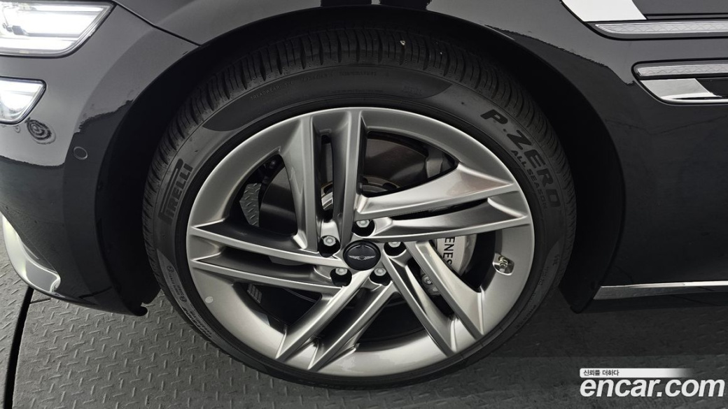 Genesis G80 Gasoline 2.5 Turbo AWD, 2025