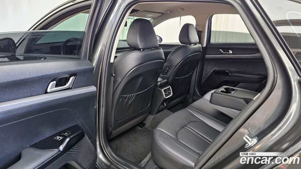 Kia K5 2.0, 2024