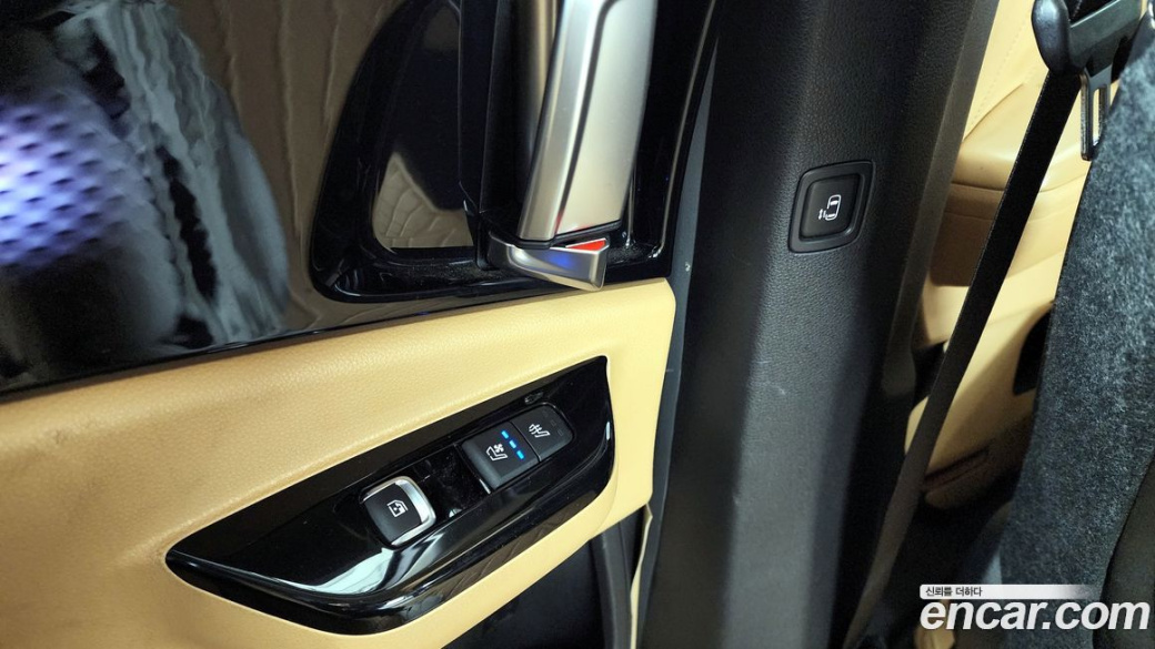 Kia Carnival 7-Seater Signature, 2022