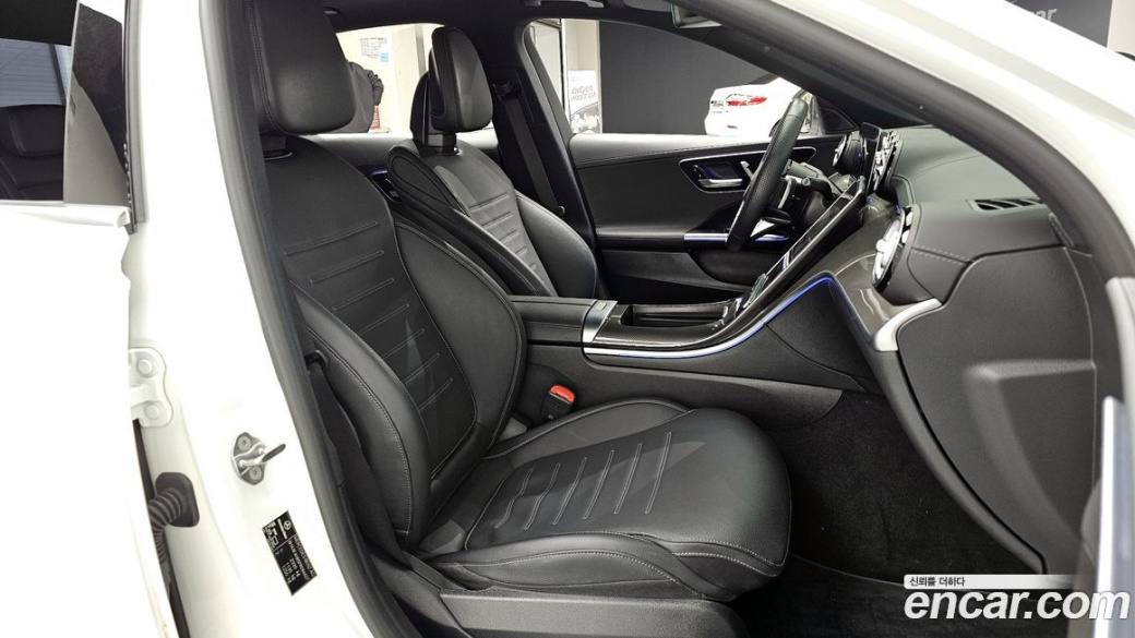 Mercedes-Benz C-Class C300 AMG Line, 2023