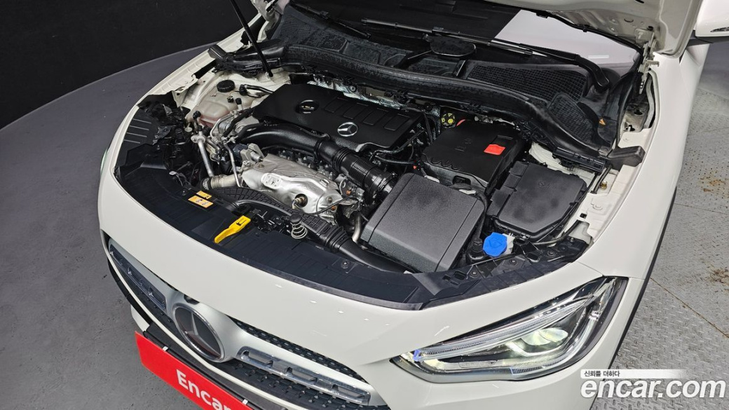 Mercedes-Benz GLA-Class GLA250 4MATIC, 2023