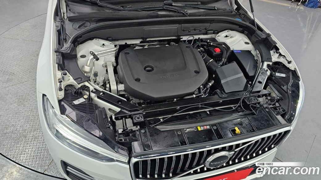 Volvo XC60 B6 Ultimate Bright, 2023
