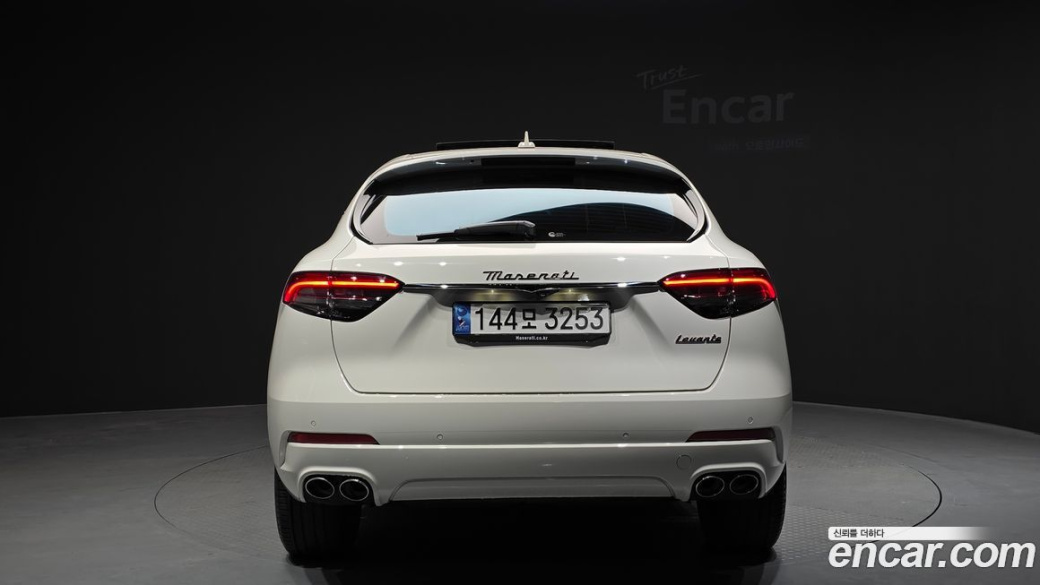 Maserati Levante 2.0 GT AWD, 2022