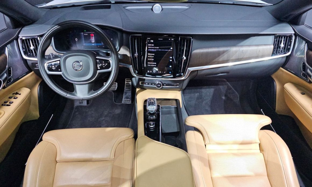 Volvo S90 B6 AWD Inscription, 2022