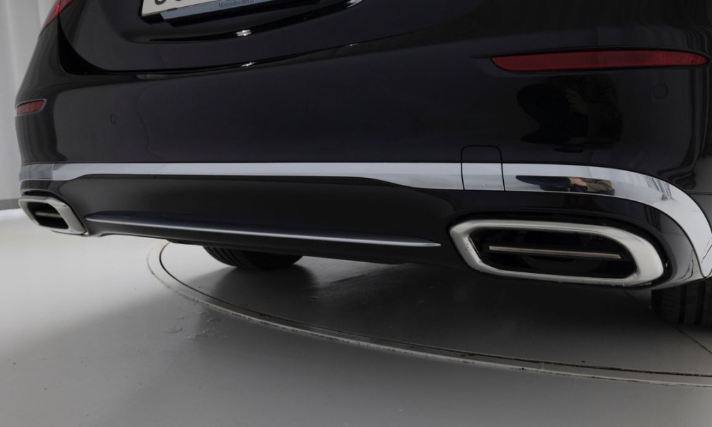 Mercedes-Benz S-Class Maybach S680 4MATIC, 2025