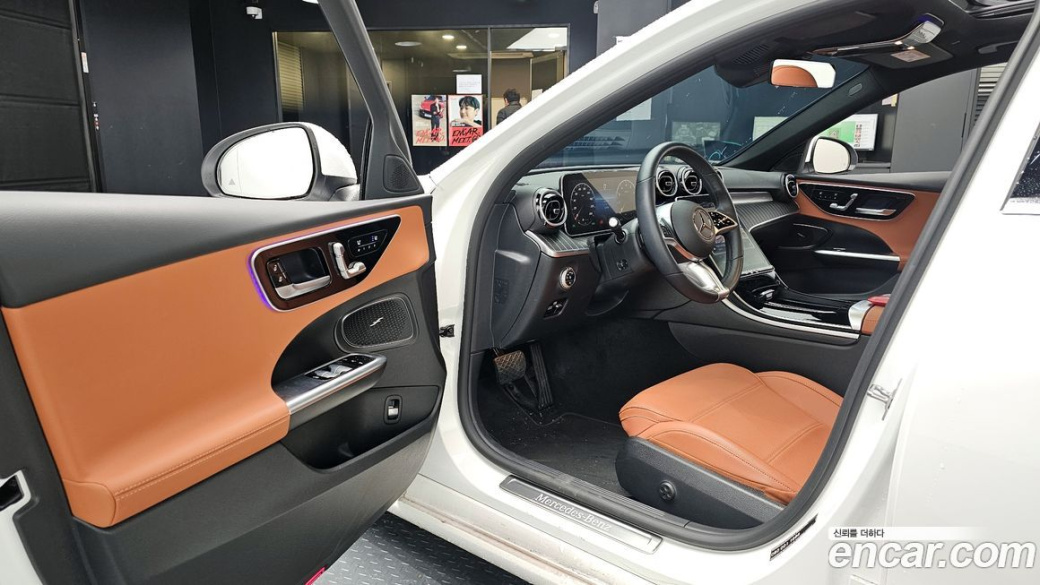 Mercedes-Benz C-Class C300 4MATIC Avantgarde, 2024