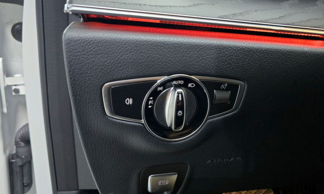 Mercedes-Benz E-Class E250 Avantgarde, 2022