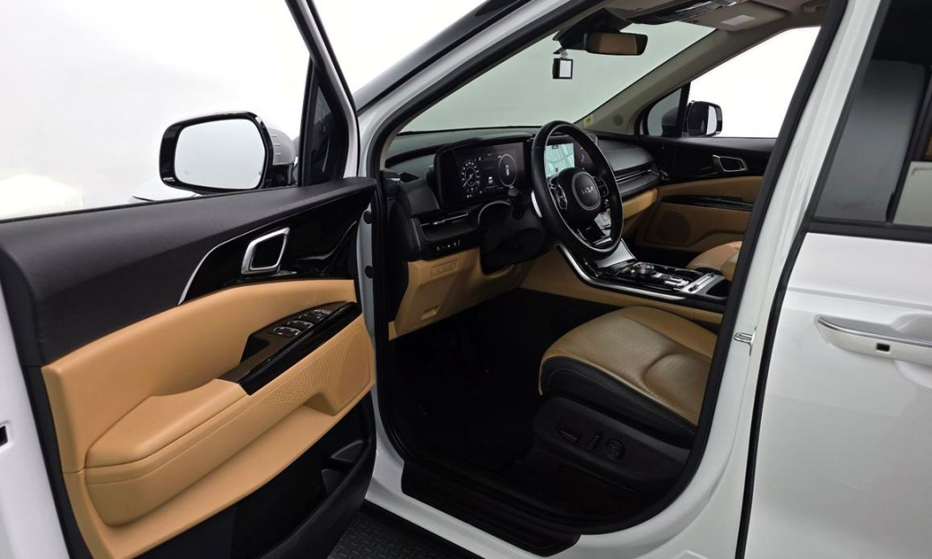 Kia Carnival 7-Seater Noblesse, 2022