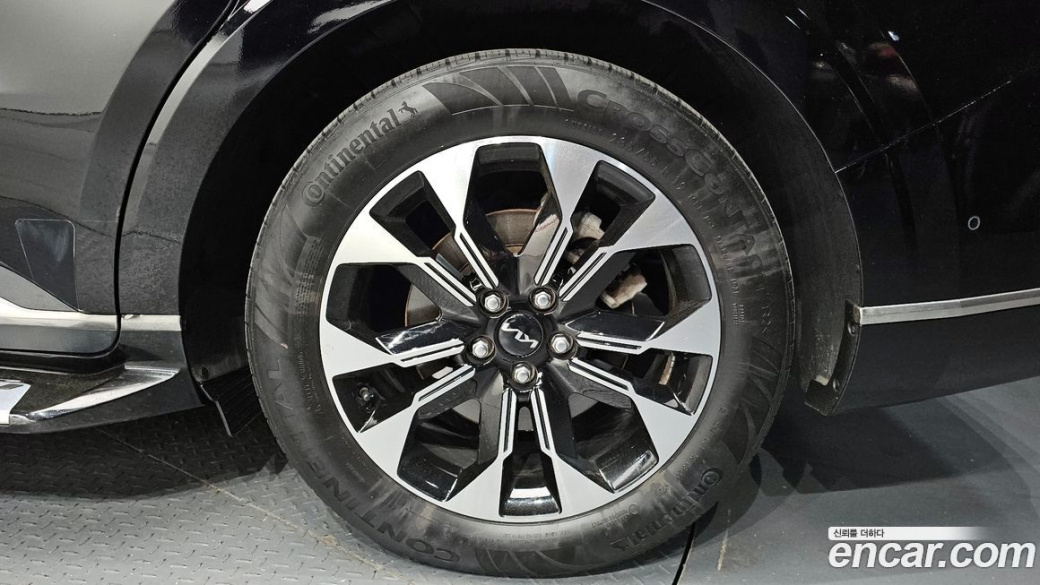 Kia Carnival 9-Seater Hi-Limousine, 2022