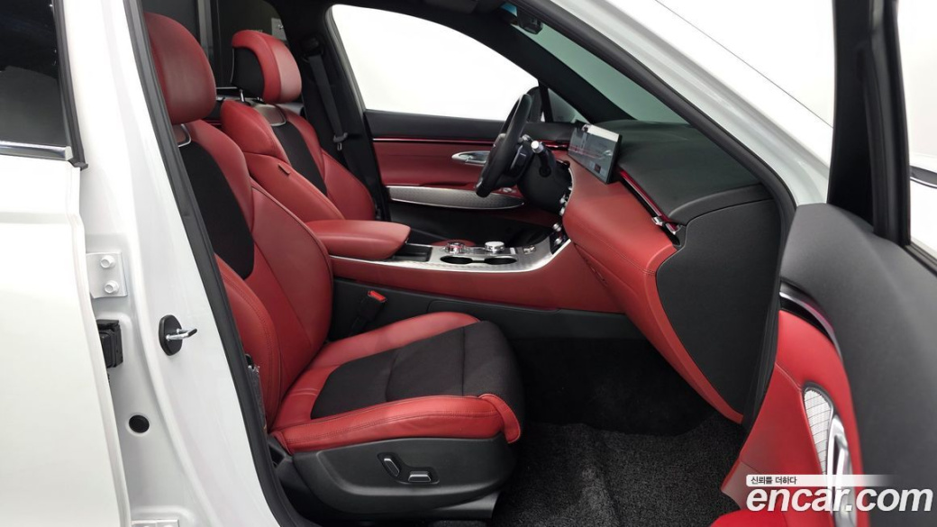 Genesis GV70 2.5T Gasoline AWD, 2025