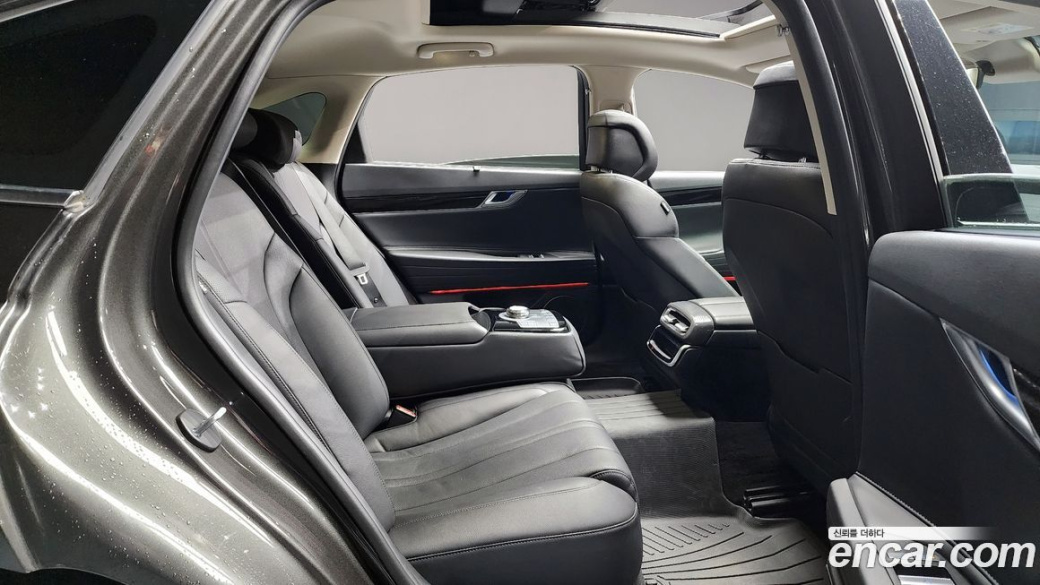 Genesis G80 Gasoline 2.5 Turbo 2WD, 2025