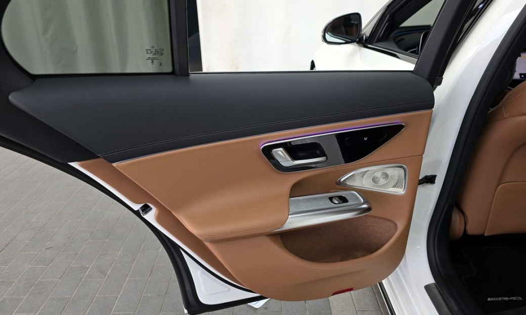 Mercedes-Benz E-Class E450 4MATIC AMG Line, 2026