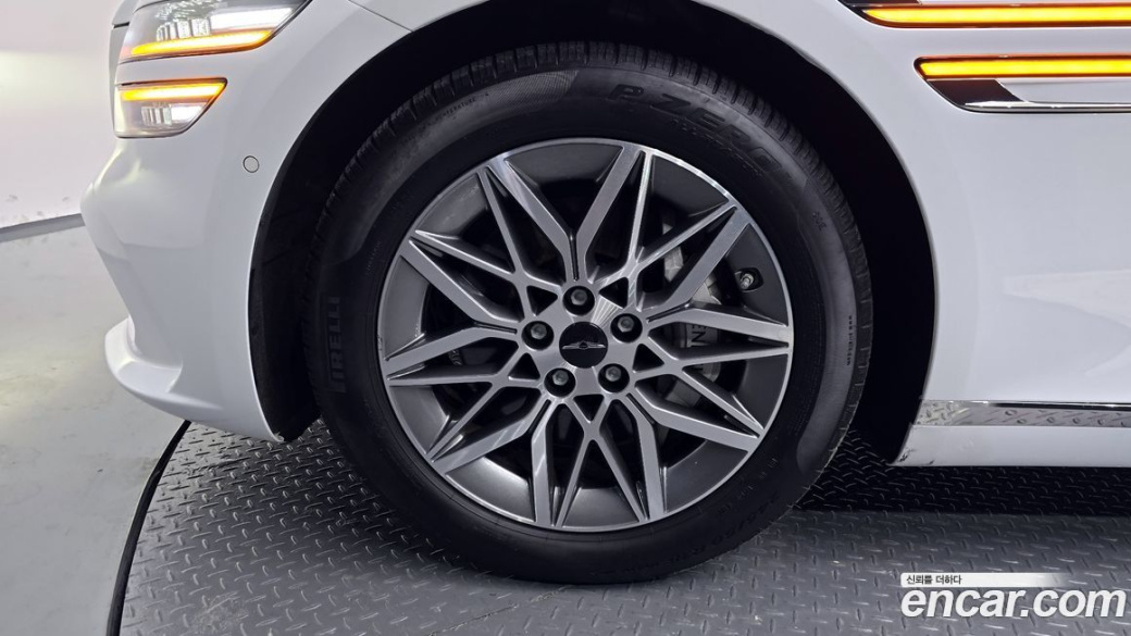 Genesis G80 Gasoline 2.5 Turbo 2WD, 2025