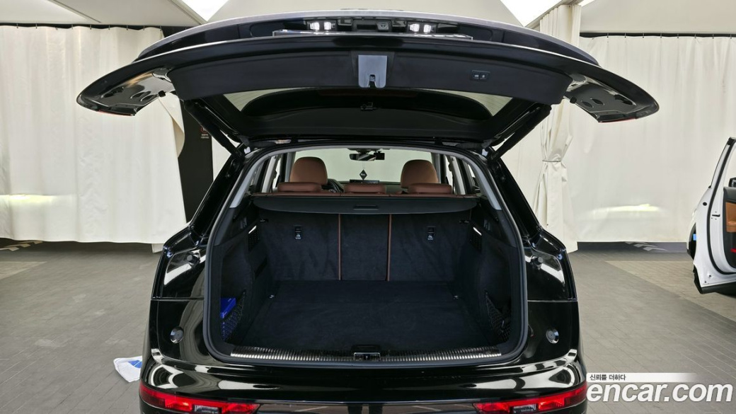 Audi Q5 45 TFSI Quattro, 2021