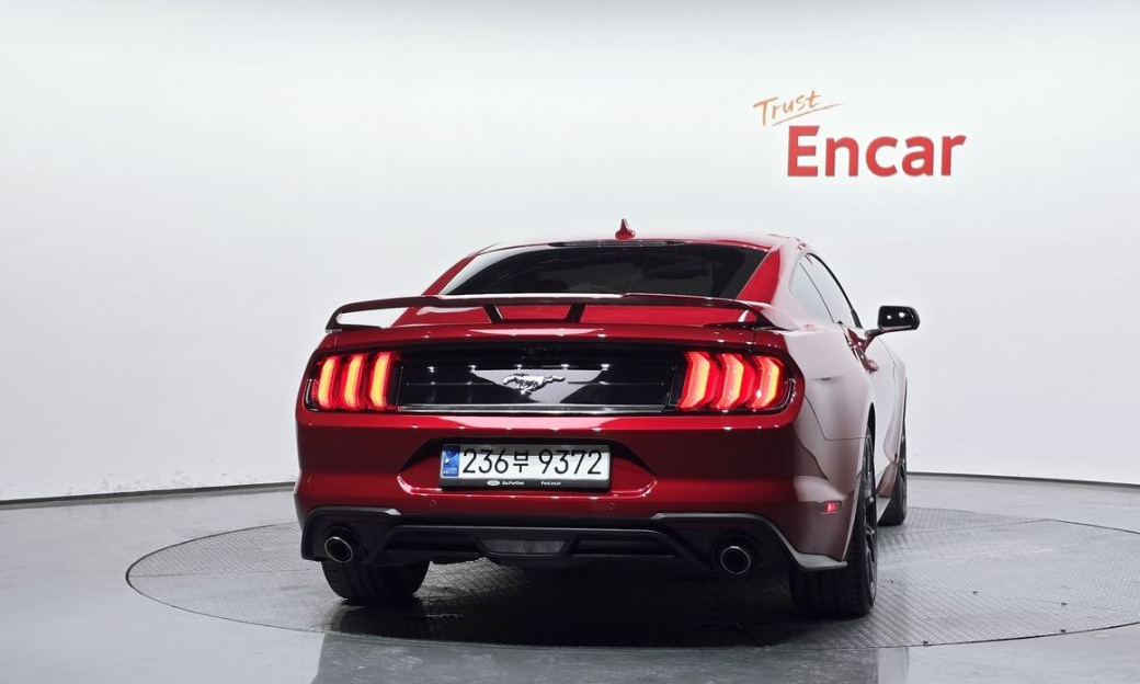 Ford Mustang Coupe, 2023