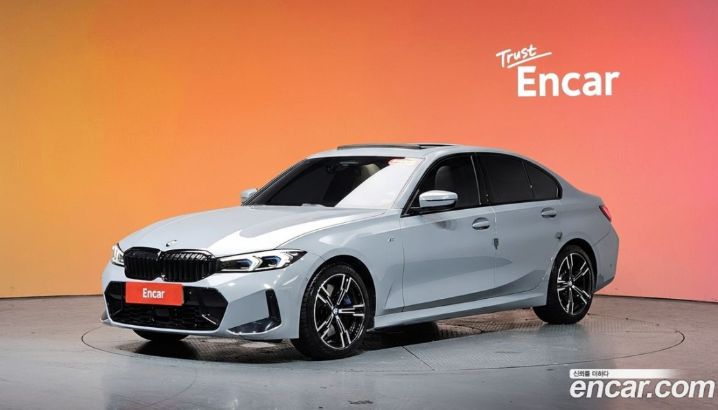 BMW 3-Series 320i M Sport, 2024