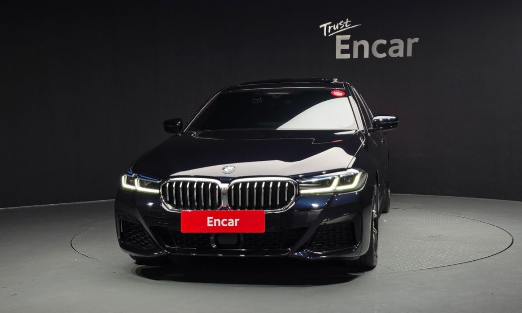 BMW 5-Series 530i M Sport Package, 2023