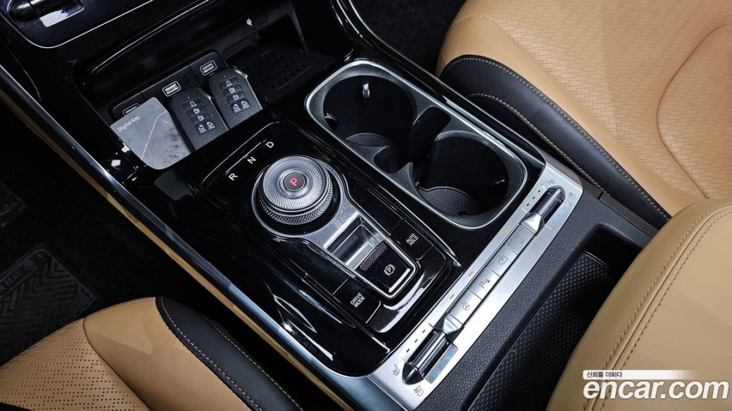 Kia Carnival 9-Seater Signature, 2022