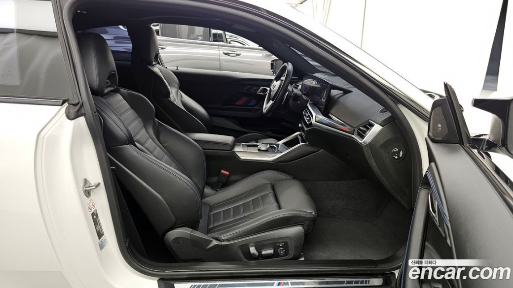 BMW 2-Series M240i xDrive Online Exclusive Coupe, 2024