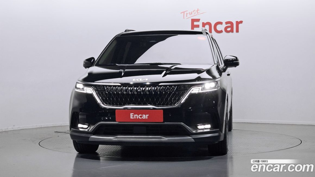 Kia Carnival 9-Seater Signature, 2023