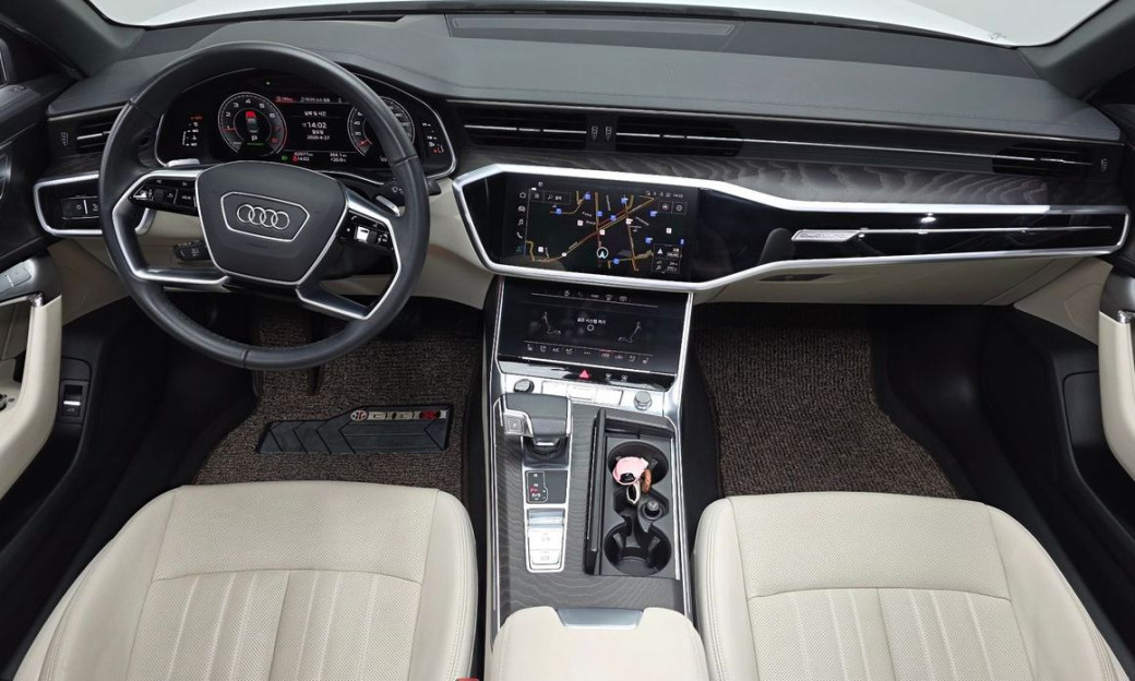 Audi A6 45 TFSI Quattro Premium, 2023