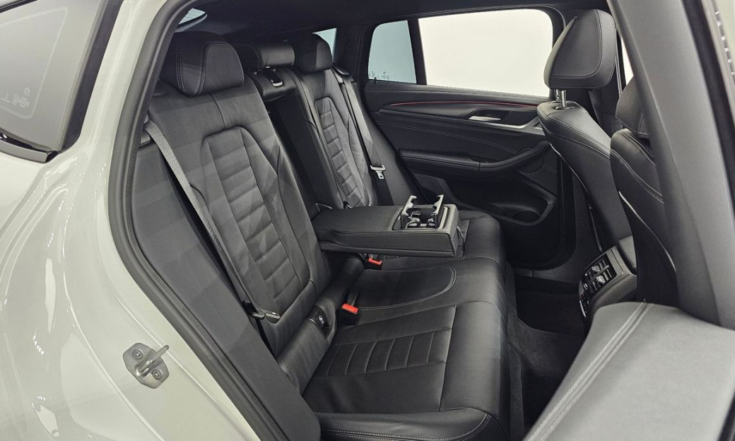 BMW X4 xDrive20d M Sport, 2025