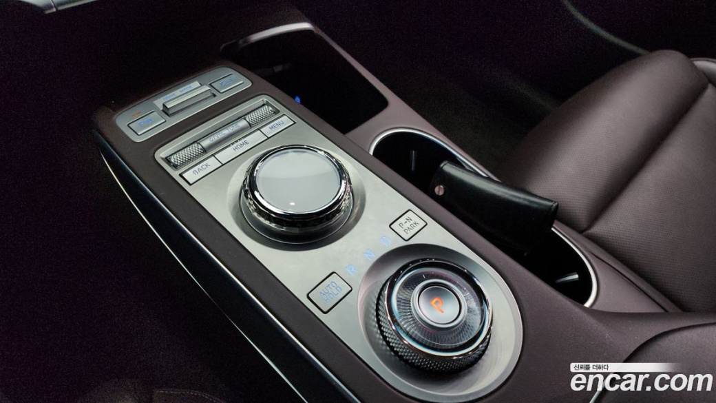 Genesis GV70 2.5T Gasoline 2WD, 2021