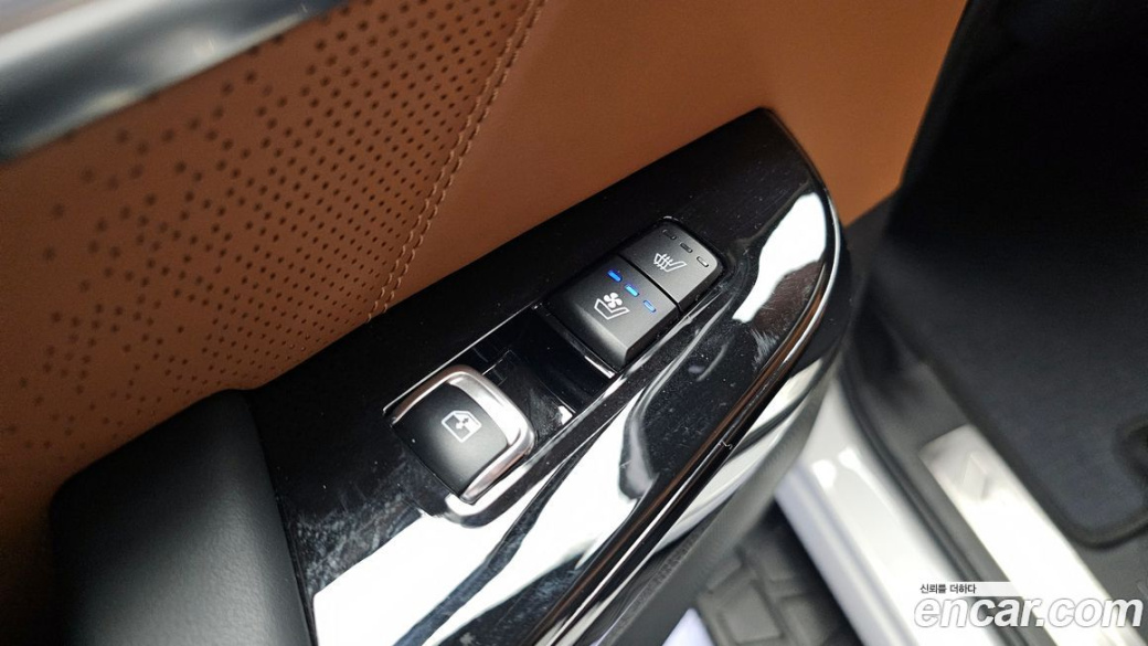 Kia Mohave Diesel 3.0 4WD 6-Seater, 2023
