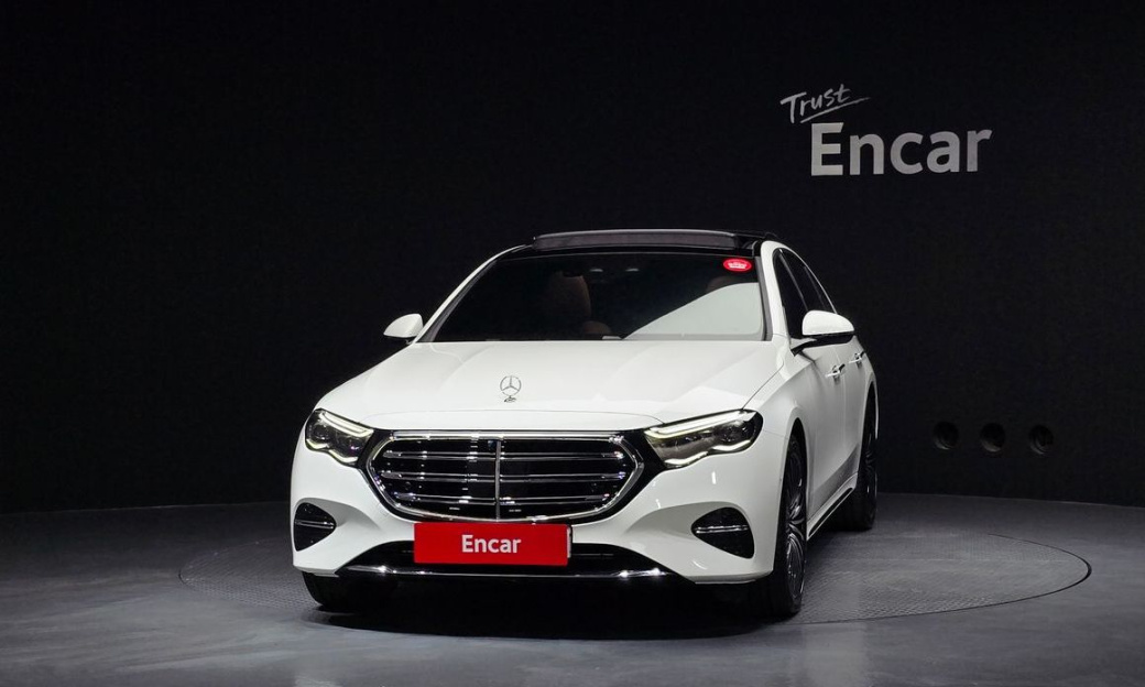 Mercedes-Benz E-Class E450 4MATIC Exclusive, 2024