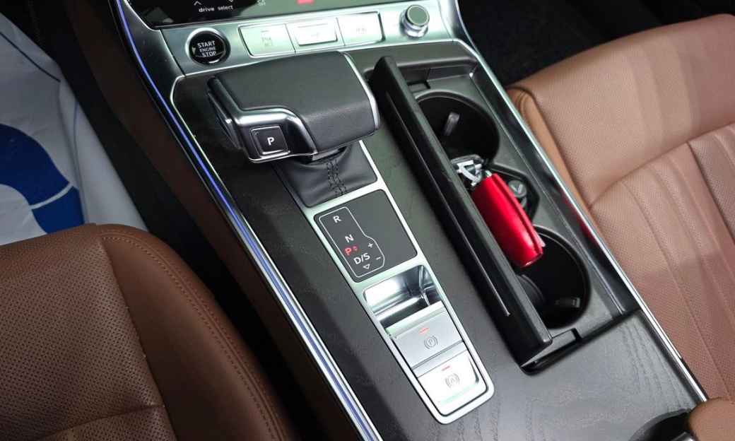 Audi A6 45 TFSI Quattro Premium, 2023