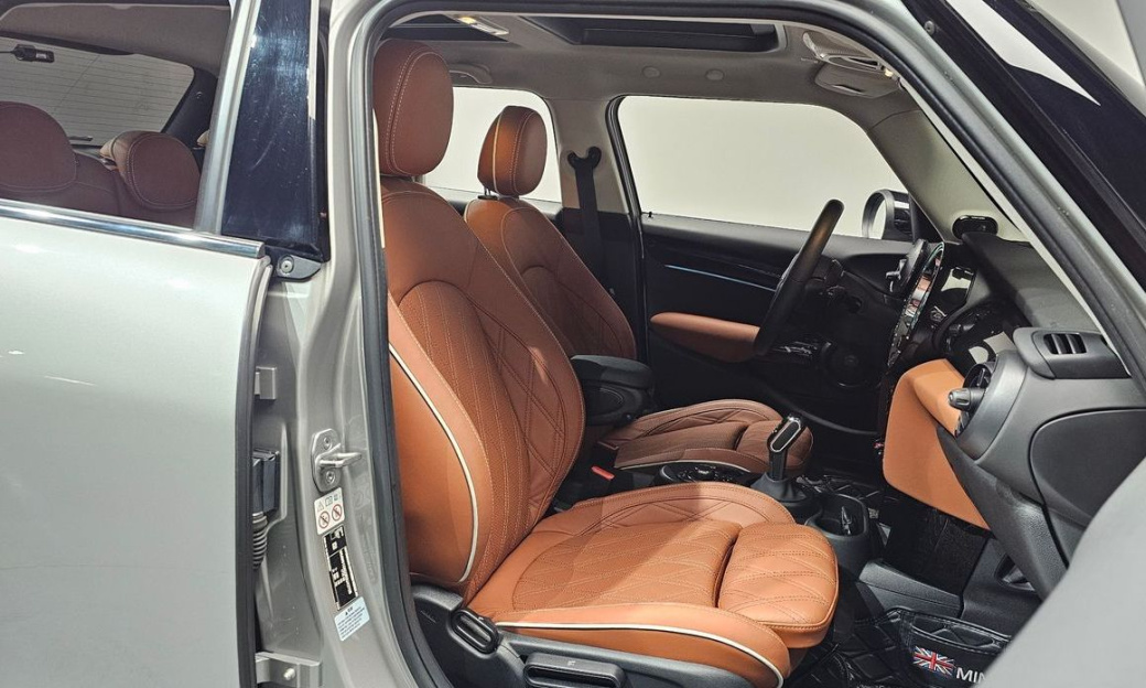 Mini Cooper 5Door Classic, 2024