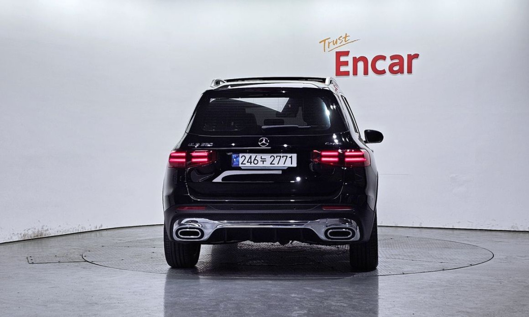 Mercedes-Benz GLB-Class GLB250 4MATIC, 2025