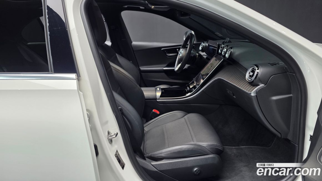 Mercedes-Benz C-Class C200 4MATIC Avantgarde, 2022