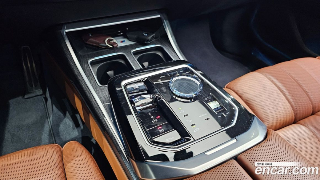 BMW 7-Series 740i xDrive M Sport, 2024