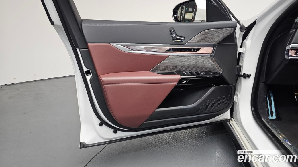 BMW 7-Series 740i sDrive M Sport, 2023