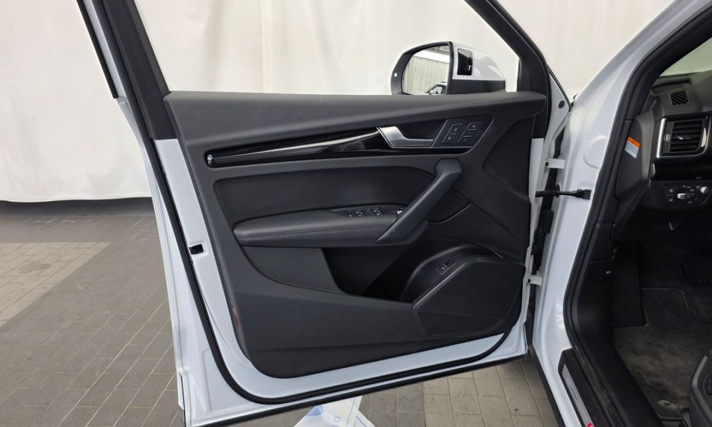 Audi Q5 45 TFSI Quattro Premium, 2022