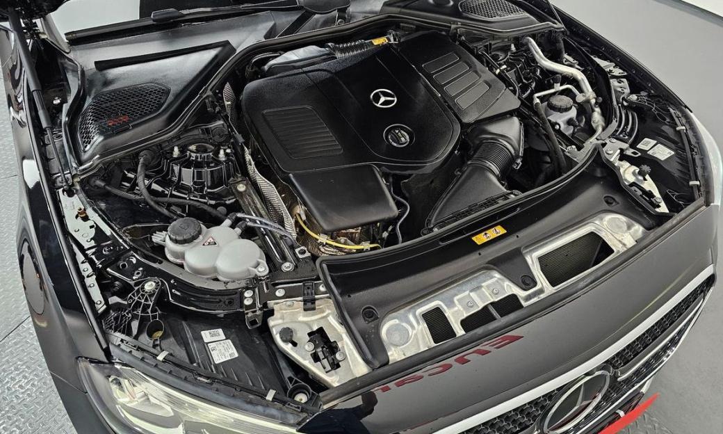 Mercedes-Benz E-Class E200 Avantgarde, 2024