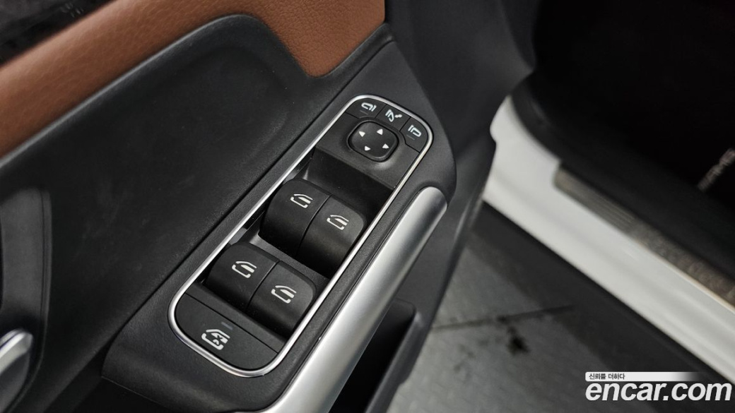 Mercedes-Benz GLA-Class GLA250 4MATIC, 2023